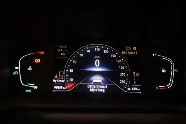 Renault Mégane (2023) thumbnail 4