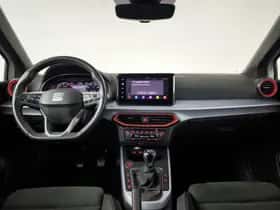 SEAT Arona (2024) thumbnail 3