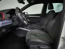 SEAT Arona (2024) thumbnail 7