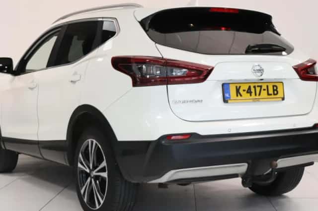 Nissan Qashqai (2021) thumbnail 5