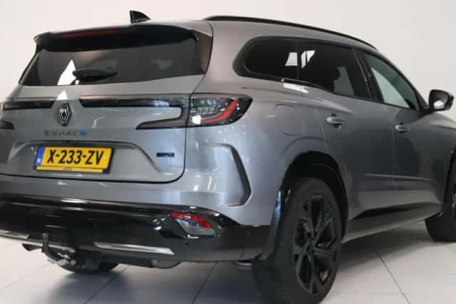 Renault Espace (2024) thumbnail 2