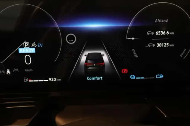 Renault Espace (2024) thumbnail 4