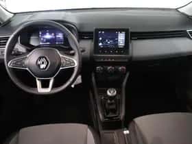 Renault Clio (2024) thumbnail 3