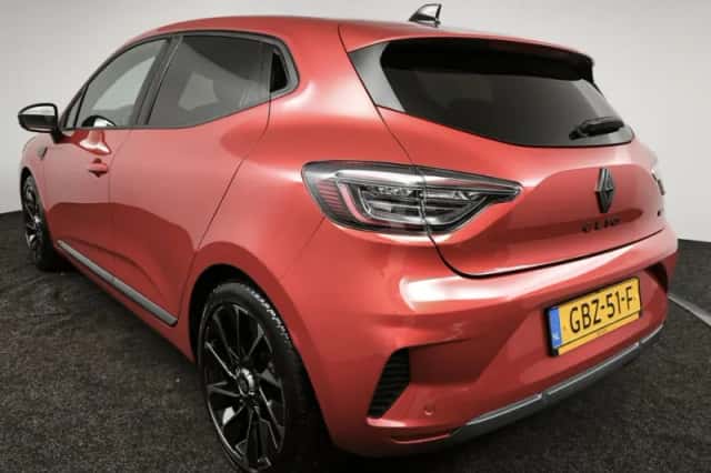 Renault Clio (2024) thumbnail 6