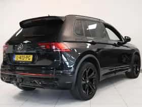 Volkswagen Tiguan (2021) thumbnail 2