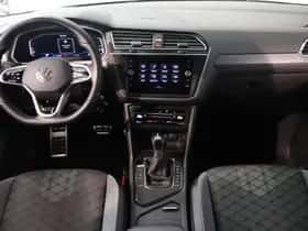 Volkswagen Tiguan (2021) thumbnail 3