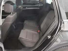 Volkswagen Passat (2023) thumbnail 7