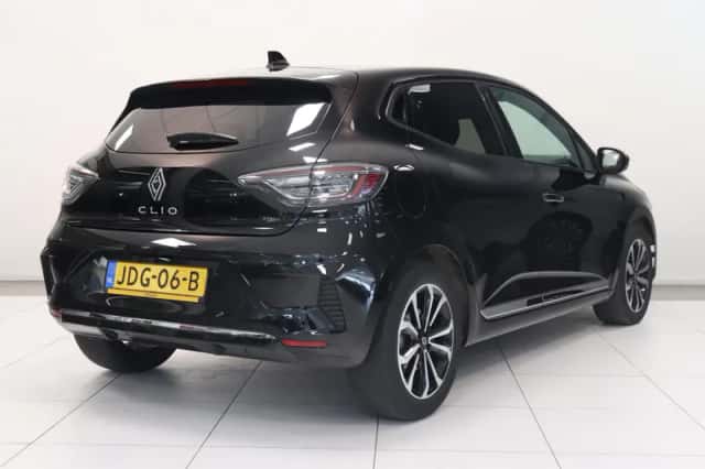 Renault Clio (2025) thumbnail 2