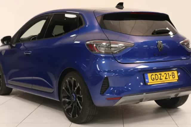 Renault Clio (2024) thumbnail 5