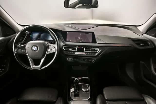 BMW 1-Serie (2023) thumbnail 3