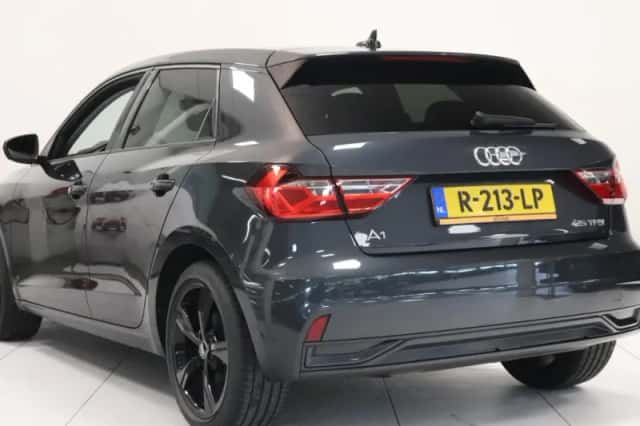 Audi A1 (2019) thumbnail 6