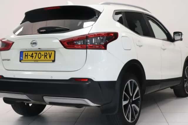 Nissan Qashqai (2019) thumbnail 2