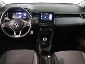 Renault Clio (2024) thumbnail 3