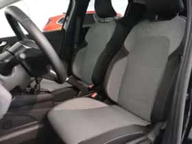 Renault Clio (2024) thumbnail 7