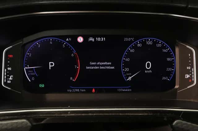 Volkswagen T-Cross (2021) thumbnail 3