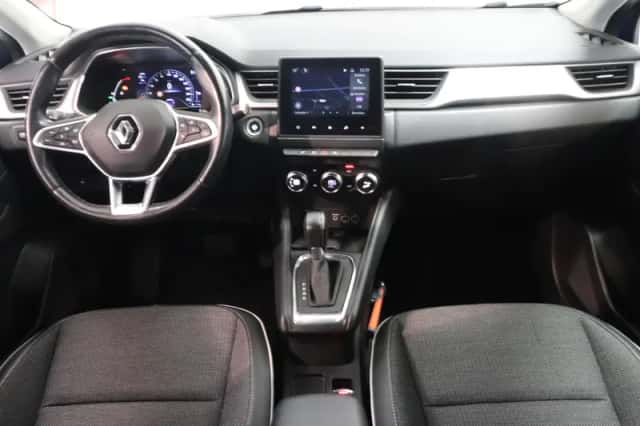 Renault Captur (2021) thumbnail 3