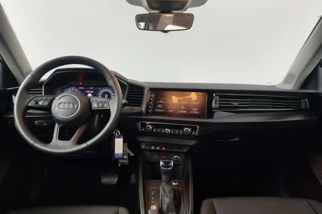 Audi A1 (2025) thumbnail 3