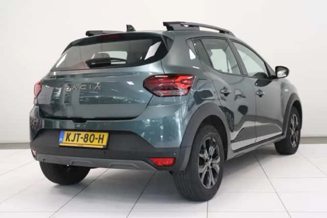 Dacia Sandero Stepway (2024) thumbnail 2
