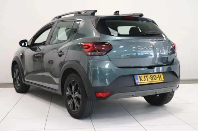 Dacia Sandero Stepway (2024) thumbnail 6