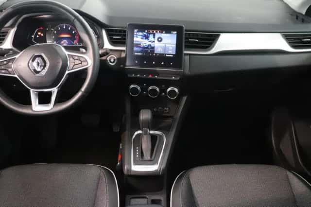 Renault Captur (2022) thumbnail 2
