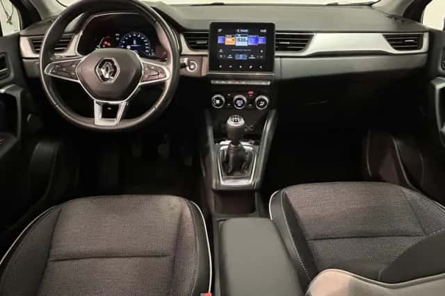 Renault Captur (2020) thumbnail 3