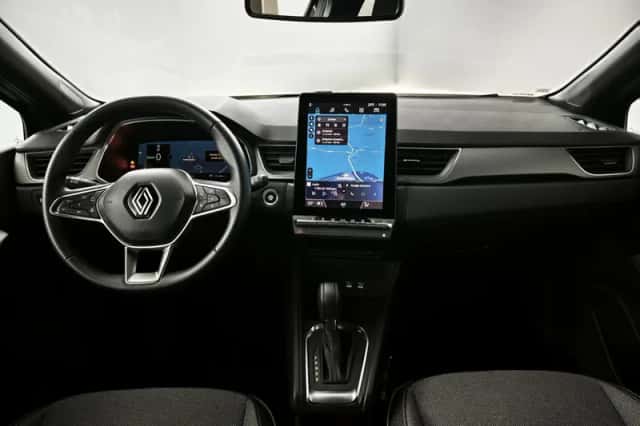 Renault Captur (2024) thumbnail 3
