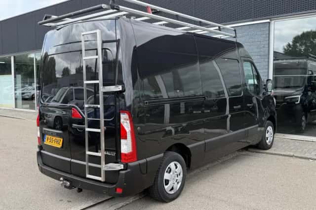 Renault Master (2024) thumbnail 2