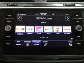Volkswagen Tiguan (2021) thumbnail 10
