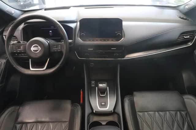 Nissan Qashqai (2022) thumbnail 3