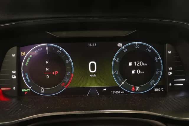 Škoda Octavia (2022) thumbnail 4