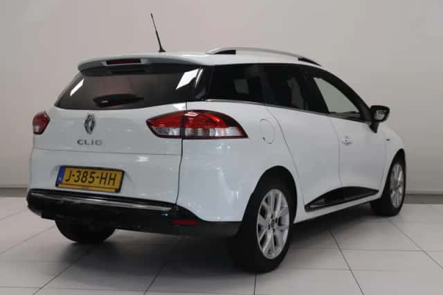 Renault Clio (2021) thumbnail 2