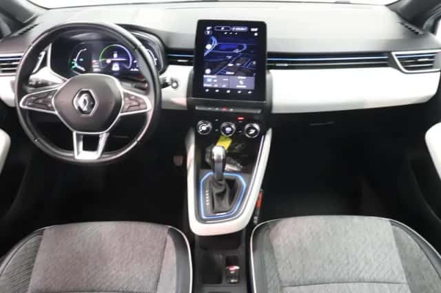 Renault Clio (2021) thumbnail 3