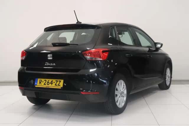 SEAT Ibiza (2023) thumbnail 2