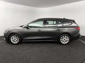 Ford Focus (2022) thumbnail 12
