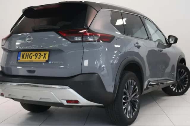 Nissan X-Trail (2025) thumbnail 2