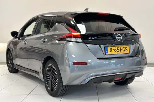 Nissan Leaf (2023) thumbnail 6