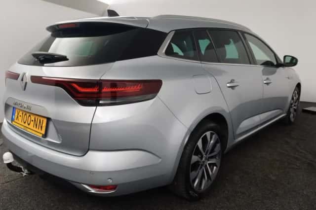Renault Mégane (2024) thumbnail 2