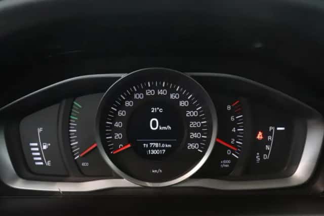 Volvo XC60 (2013) thumbnail 4