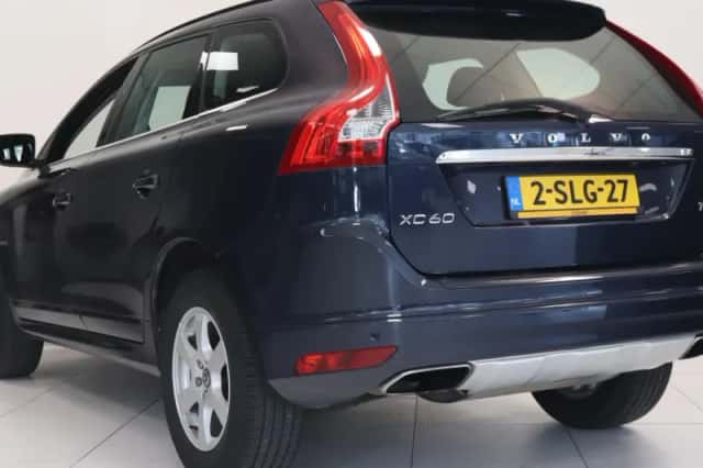 Volvo XC60 (2013) thumbnail 6