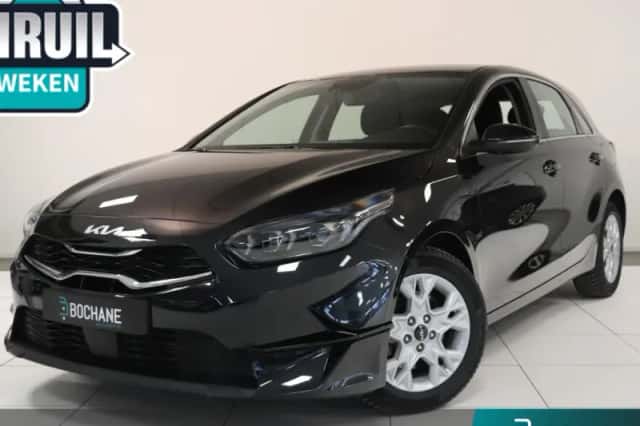 Kia Ceed (2024) thumbnail 1
