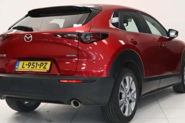 Mazda CX-30 (2021) thumbnail 2