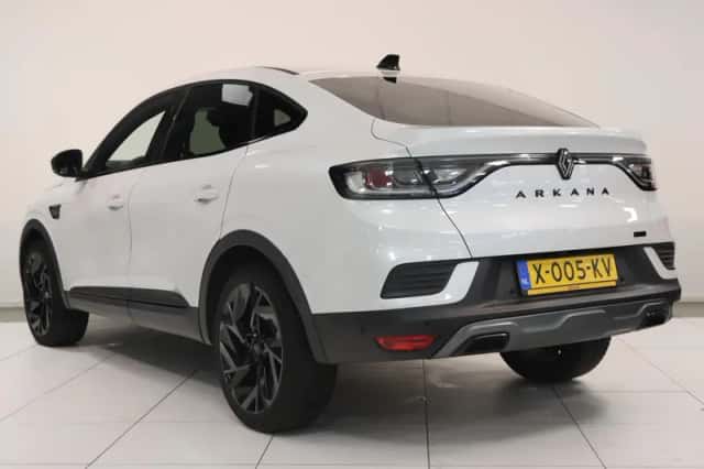 Renault Arkana (2023) thumbnail 6