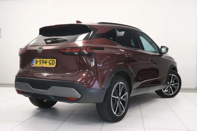 Nissan Qashqai (2022) thumbnail 2