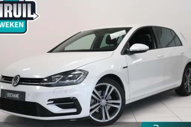 Volkswagen Golf (2018) thumbnail 1