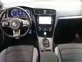Volkswagen Golf (2018) thumbnail 3