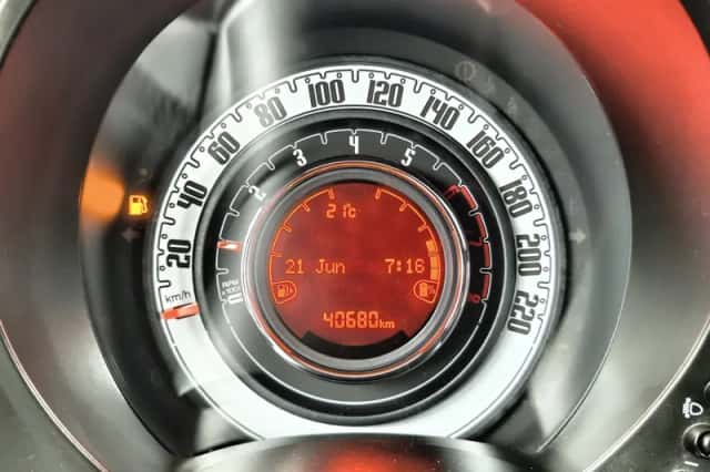 Fiat 500 (2023) thumbnail 4
