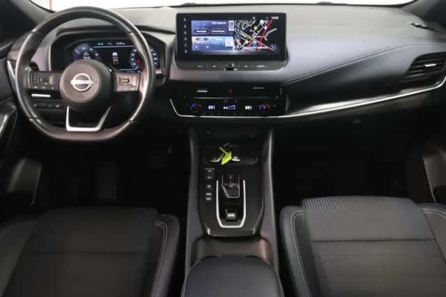Nissan Qashqai (2023) thumbnail 3