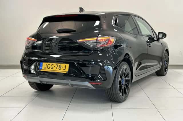 Renault Clio (2025) thumbnail 2
