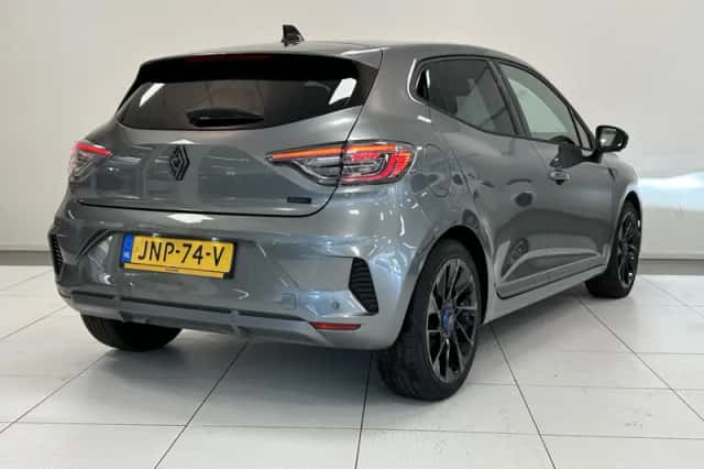 Renault Clio (2025) thumbnail 2