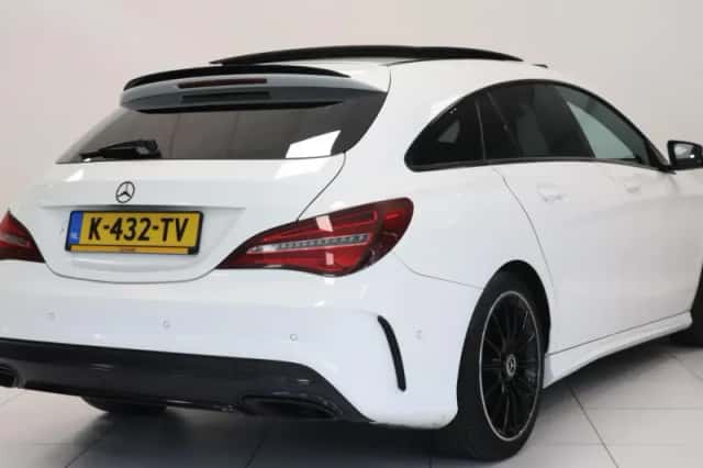 Mercedes-Benz CLA-Klasse (2018) thumbnail 2